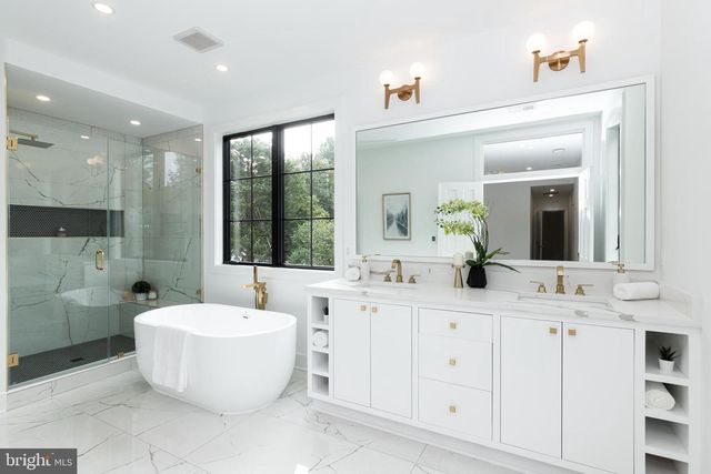 2664 MARCEY RD, Arlington, VA 22207