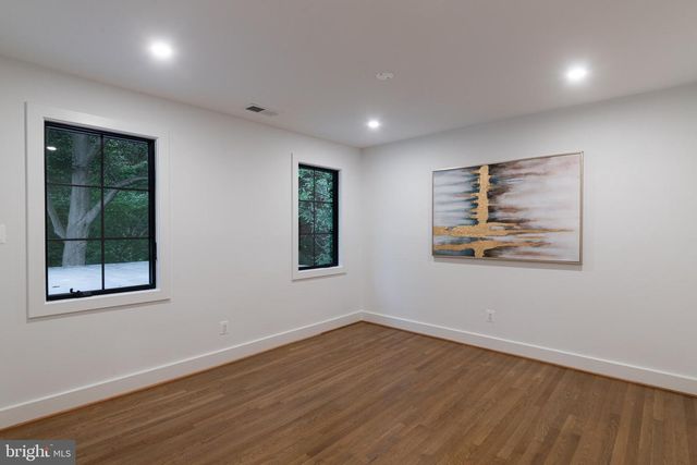 2664 MARCEY RD, Arlington, VA 22207