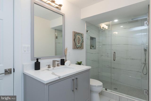 2664 MARCEY RD, Arlington, VA 22207