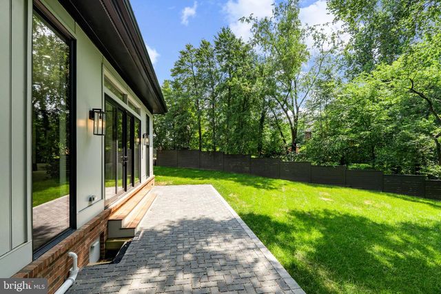 2664 MARCEY RD, Arlington, VA 22207