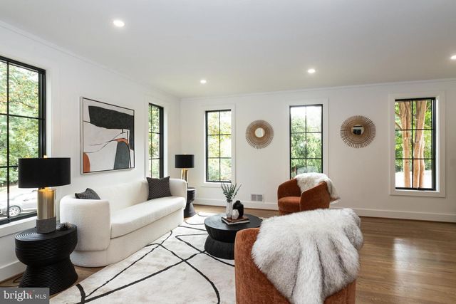 2664 MARCEY RD, Arlington, VA 22207