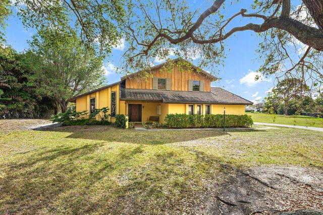 8090 Native Dancer Road E, Palm Beach Gardens, FL 33418