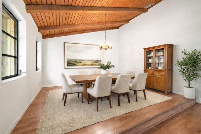 8090 Native Dancer Road E, Palm Beach Gardens, FL 33418