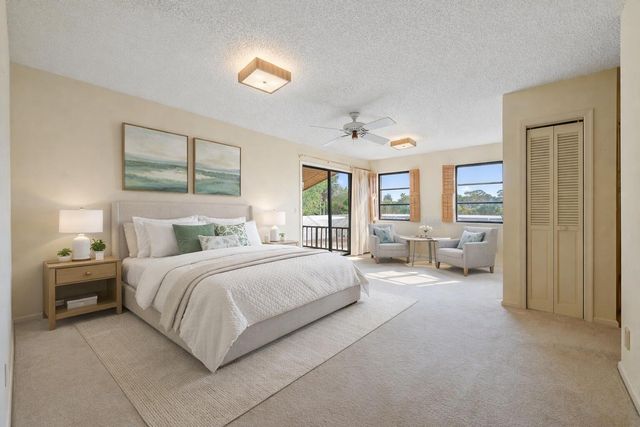 8090 Native Dancer Road E, Palm Beach Gardens, FL 33418