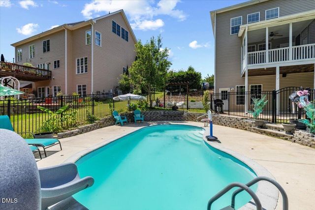 729 Highwater Place, Fuquay Varina, NC 27526