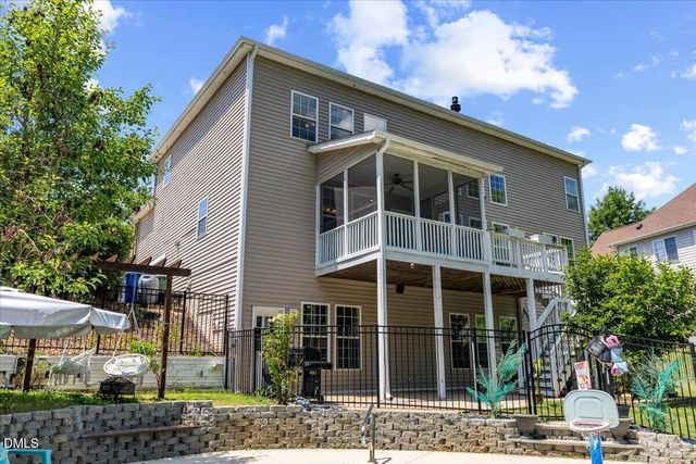 729 Highwater Place, Fuquay Varina, NC 27526
