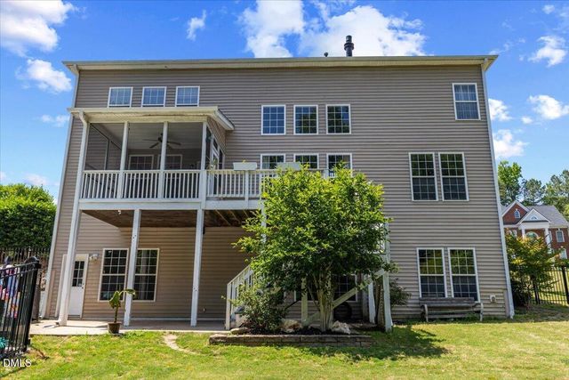 729 Highwater Place, Fuquay Varina, NC 27526