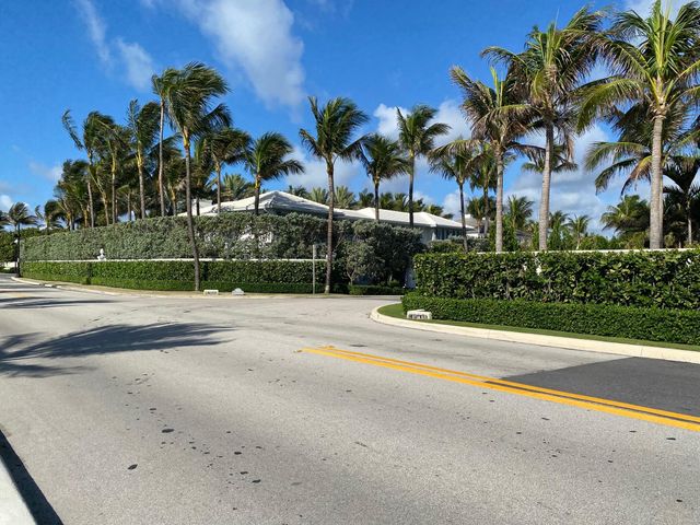 109 Via Vizcaya, Palm Beach, FL 33480