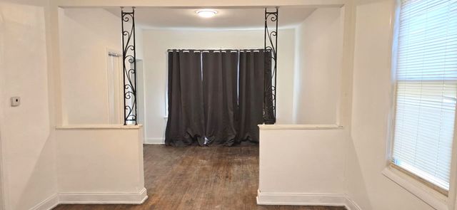 2046 W 69th Place, Chicago, IL 60636