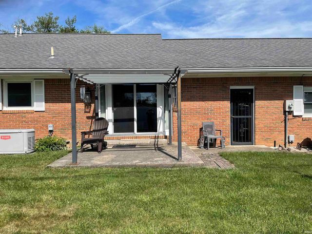505 Meadow Lane, Hartford City, IN 47348