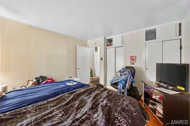 2367 Collett Drive, Moline Acres, MO 63136