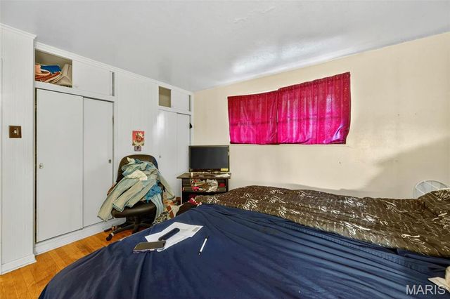 2367 Collett Drive, Moline Acres, MO 63136