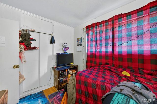 2367 Collett Drive, Moline Acres, MO 63136