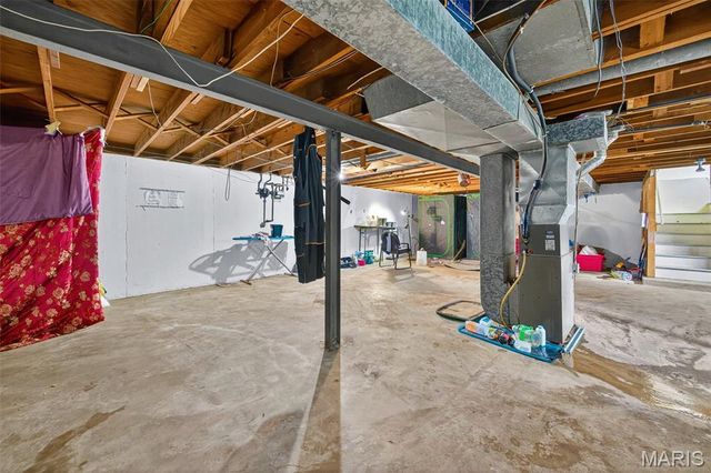 2367 Collett Drive, Moline Acres, MO 63136