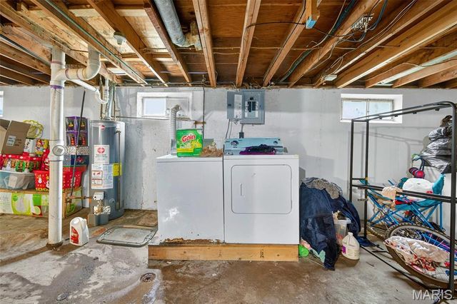 2367 Collett Drive, Moline Acres, MO 63136