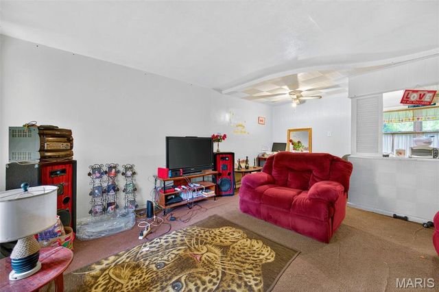 2367 Collett Drive, Moline Acres, MO 63136