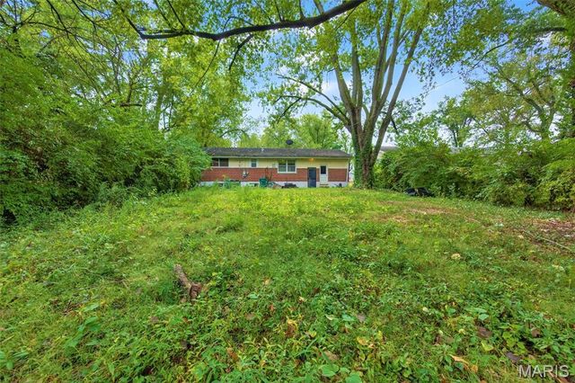 2367 Collett Drive, Moline Acres, MO 63136