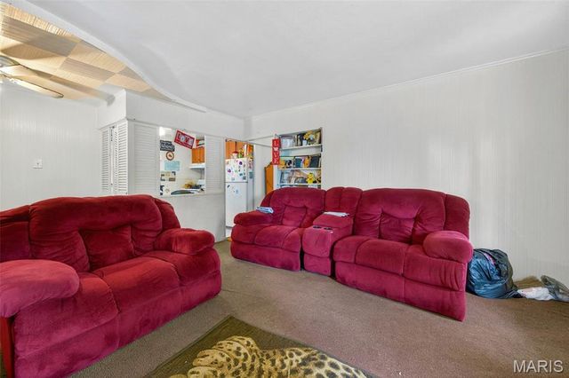 2367 Collett Drive, Moline Acres, MO 63136