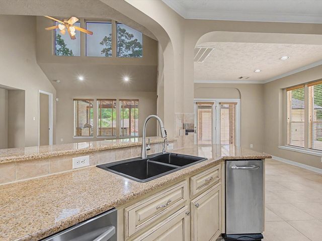 13212 Misty Sage Drive, Conroe, TX 77302