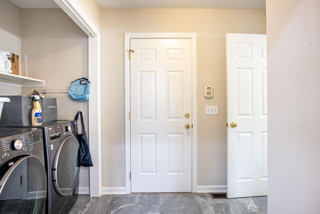 2925 Gold Point Circle S, Hixson, TN 37343