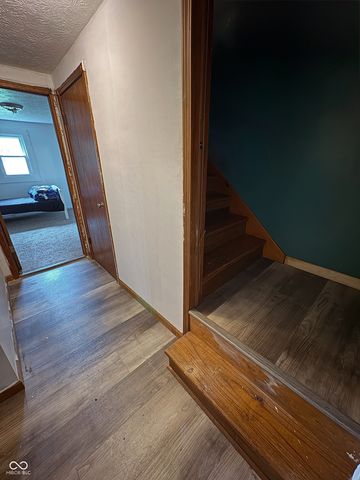 5631 N Clover West Drive, Fairland, IN 46126