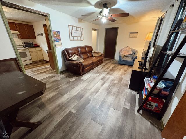 5631 N Clover West Drive, Fairland, IN 46126