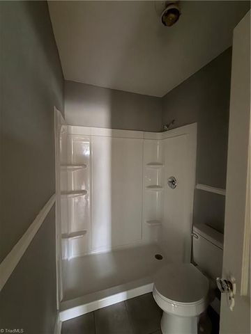 206 Model Farm Road, High Point, NC 27263