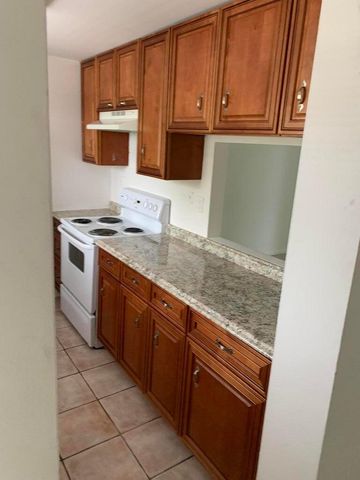 2050 N Congress Avenue 301, West Palm Beach, FL 33401