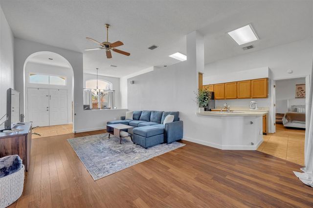 2432 DEERMEADOW DRIVE, Apopka, FL 32703