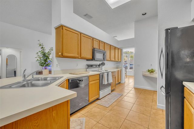 2432 DEERMEADOW DRIVE, Apopka, FL 32703