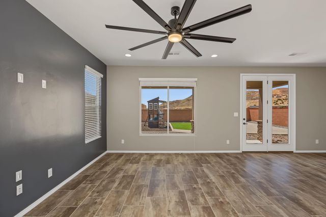 480 Michael Avenue SW, Los Lunas, NM 87031