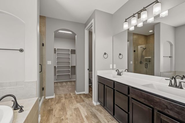480 Michael Avenue SW, Los Lunas, NM 87031