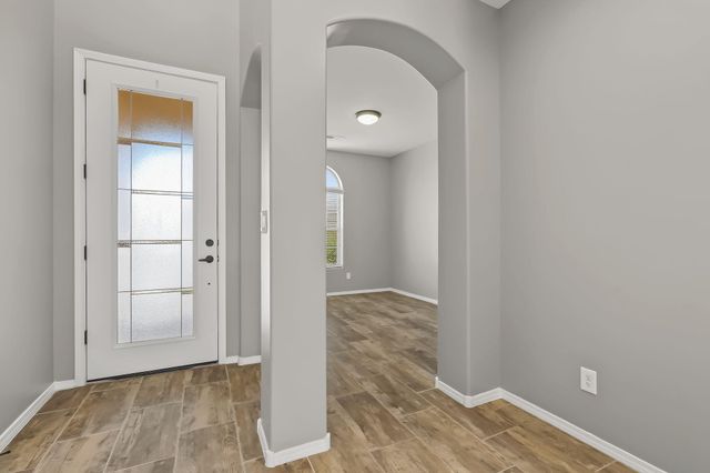 480 Michael Avenue SW, Los Lunas, NM 87031