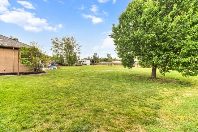 12065 Kirkwood St, Herald, CA 95638