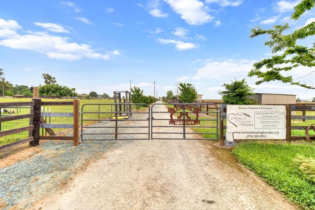 12065 Kirkwood St, Herald, CA 95638