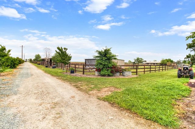 12065 Kirkwood St, Herald, CA 95638