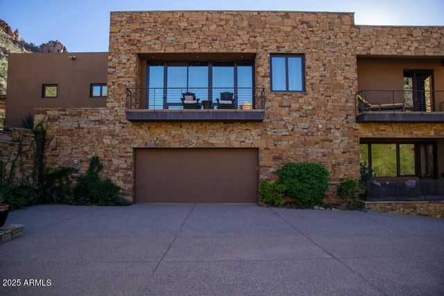 11225 E Whispering Ridge Way, Scottsdale, AZ 85255