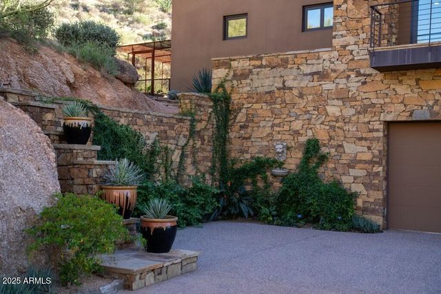 11225 E Whispering Ridge Way, Scottsdale, AZ 85255