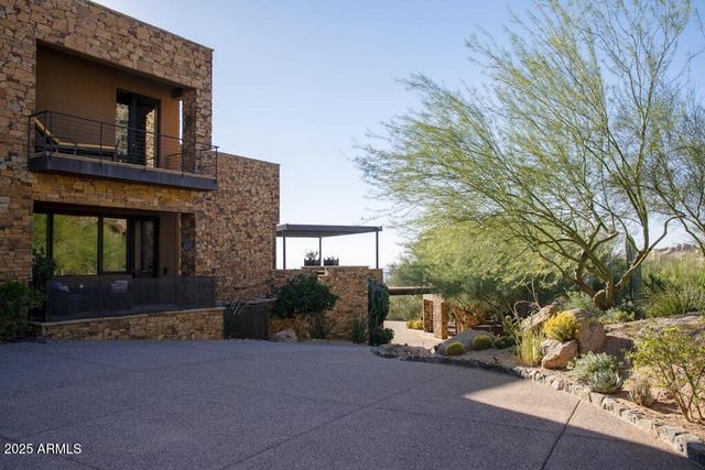 11225 E Whispering Ridge Way, Scottsdale, AZ 85255