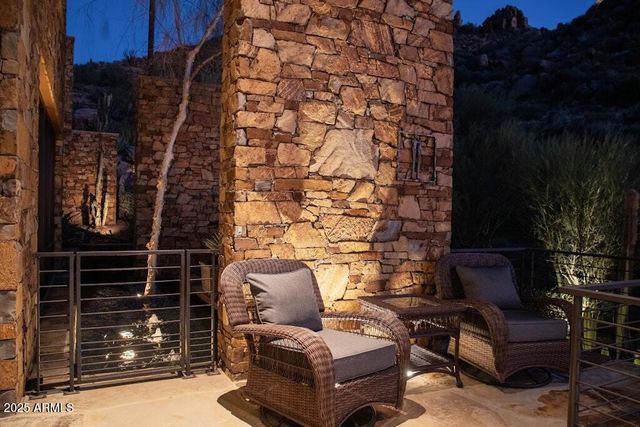 11225 E Whispering Ridge Way, Scottsdale, AZ 85255