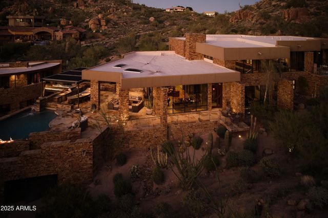 11225 E Whispering Ridge Way, Scottsdale, AZ 85255