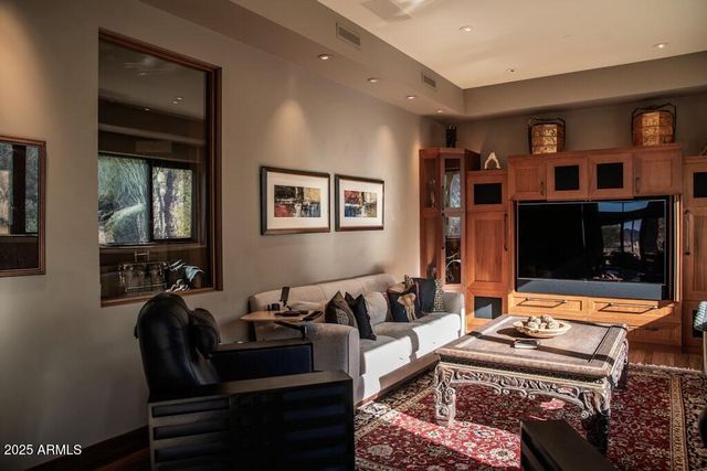 11225 E Whispering Ridge Way, Scottsdale, AZ 85255