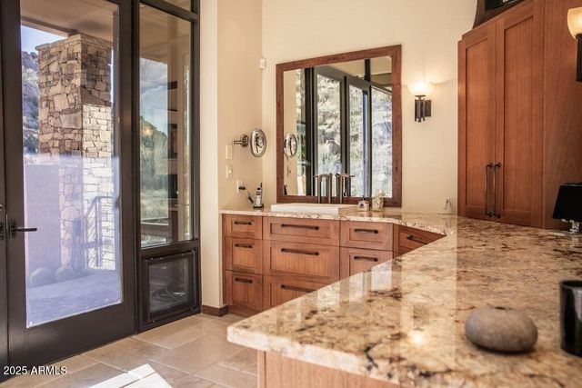 11225 E Whispering Ridge Way, Scottsdale, AZ 85255