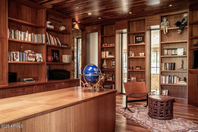 11225 E Whispering Ridge Way, Scottsdale, AZ 85255