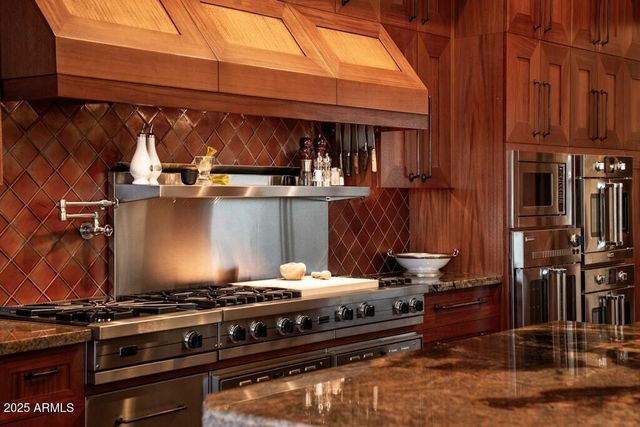 11225 E Whispering Ridge Way, Scottsdale, AZ 85255