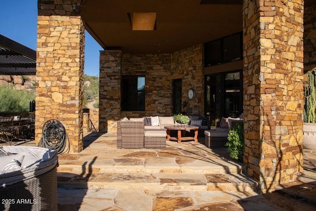 11225 E Whispering Ridge Way, Scottsdale, AZ 85255