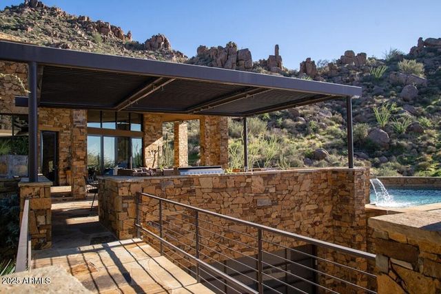 11225 E Whispering Ridge Way, Scottsdale, AZ 85255