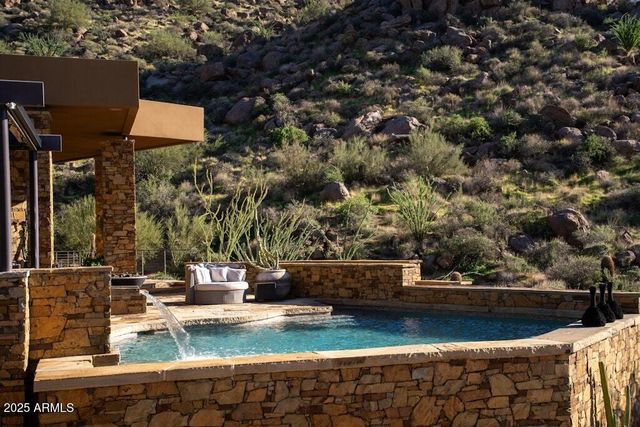 11225 E Whispering Ridge Way, Scottsdale, AZ 85255