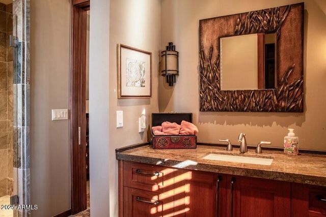 11225 E Whispering Ridge Way, Scottsdale, AZ 85255