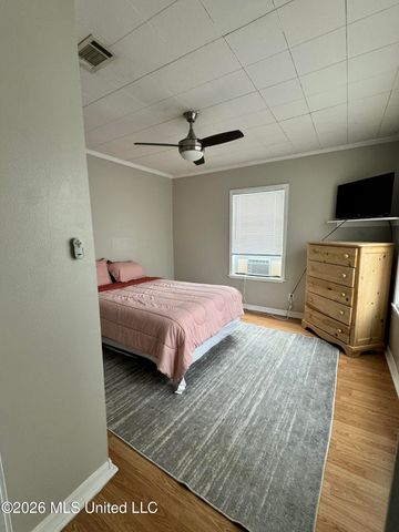 5018 Arthur Street, Moss Point, MS 39563